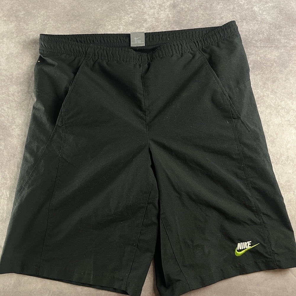 Nike Vintage Mens Shorts S Size